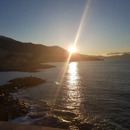 Appartement Posidonia Casa Al Mare In Citta Genua