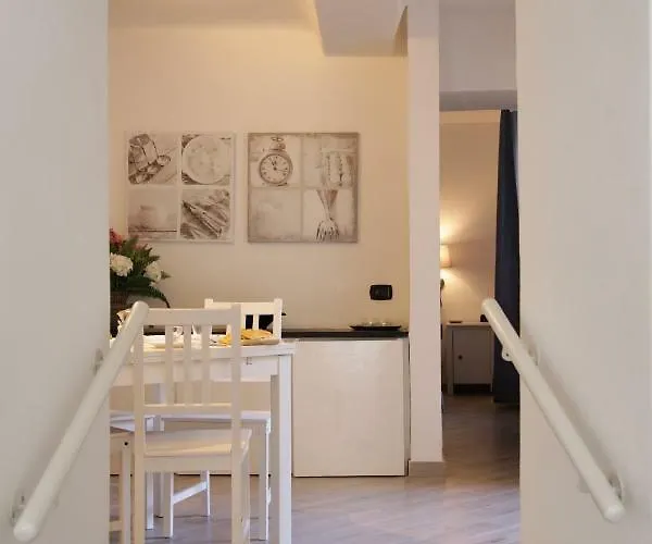 Apartment Posidonia Casa Al Mare In Citta *